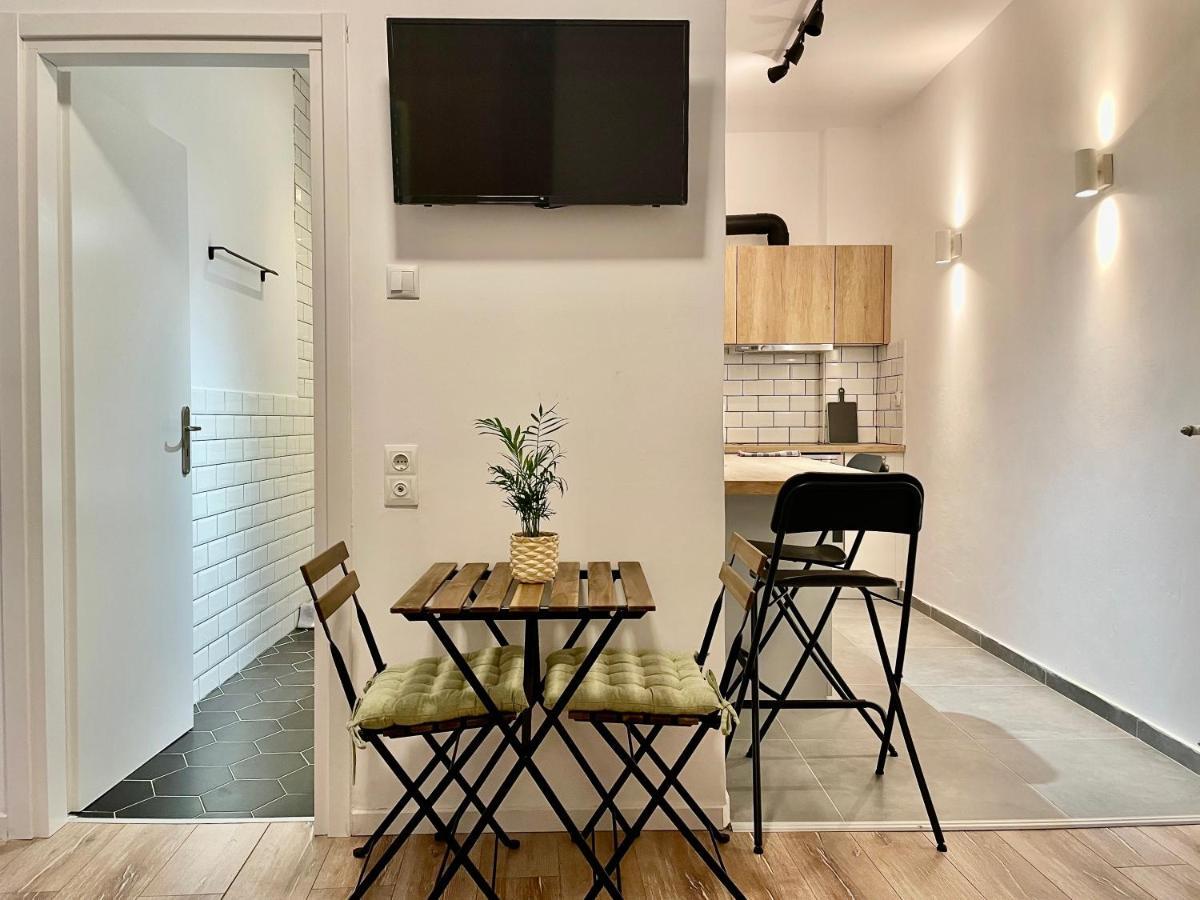 אתונה B&B Boutique Two Bedrooms Apartments מראה חיצוני תמונה