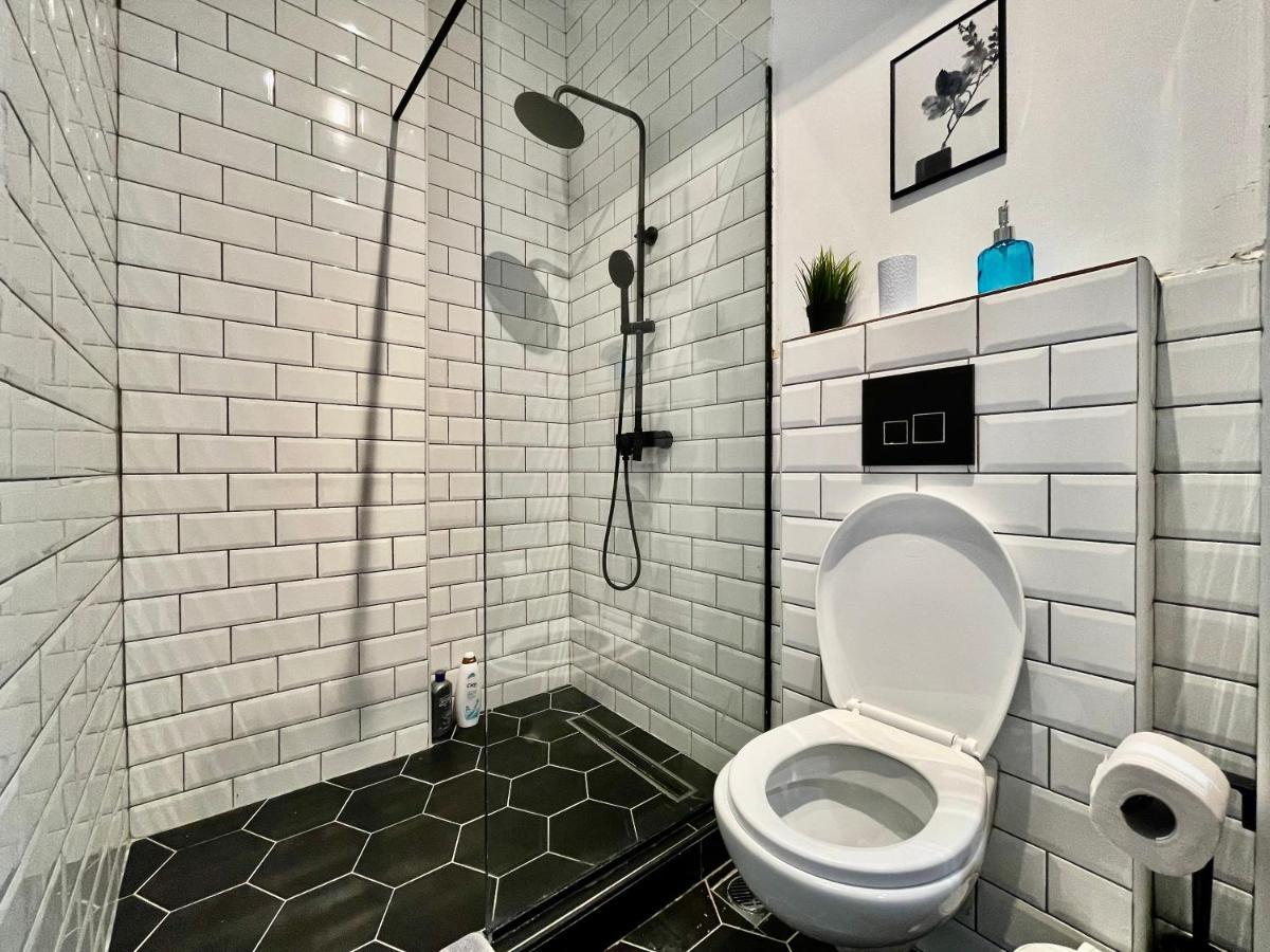 אתונה B&B Boutique Two Bedrooms Apartments מראה חיצוני תמונה