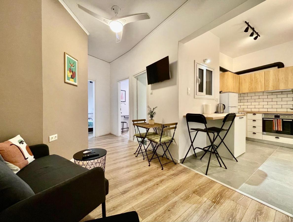אתונה B&B Boutique Two Bedrooms Apartments מראה חיצוני תמונה